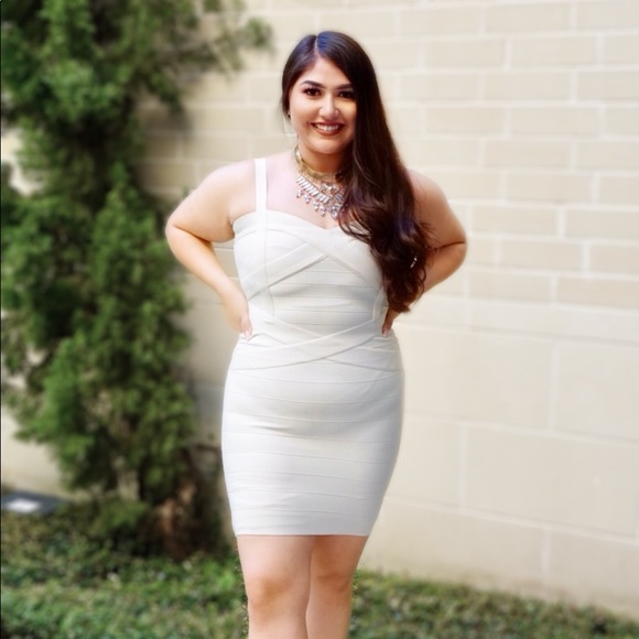 Nude Bandage Dress 👗 XL AVAILABLE - Picture 3 of 3